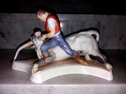 Tell the Bull - Ancient Herend Porcelain