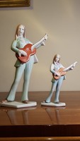Retró aquincumi porcelán figurák! Kis és nagy méretű gitáros lányok!