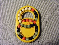 Retro mini Rubik Varázs gyűrű kulcstartó