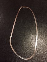 Ezüst, 45 cm, jelzett, lapos kígyó nyaklánc (NB)