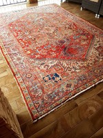 Gyönyörű Antik Heriz perzsa szőnyeg 340x234-cm