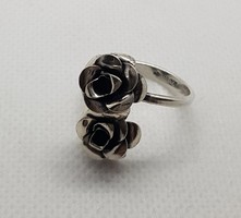 Rózsás ezüst gyűrű