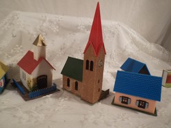  Házikók  5 db régi - makettek - retro - Német - kicsi falu - épület - templom 15 x 8 x 4 cm