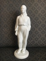 Herendi fiatal munkás nő - retro szobor, Herczeg (Weiss) Klára tervezte, szignózott