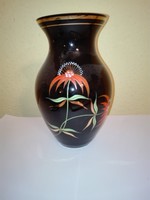 Fekete üveg váza, üvegváza