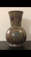 Zsolnay körbélyegzős váza 1900-ból.