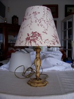 Lámpaernyő provence-i (francia vidéki) stílusban