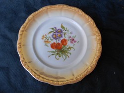 Zsolnay "Éva" sorozatból egy antik tányér.