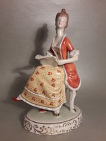 Hollóházi porcelán barokk hölgy kottával