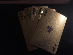 24 karátos arannyal bevont póker kártya díszdobozban (eredetiséget igazoló dokumentummal)