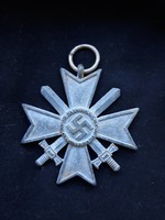 Német náci érdemkereszt kitüntetés(kardos változat)