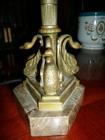 Gyönyörű antik bronz EMPIRE hattyús asztali lámpa működő állapotban márvány talpon