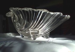 Kagyló alakú, kristály üveg kínáló tál, asztalközép