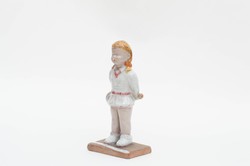 Izsépy teniszező kislány - jelzett retro iparművész kerámia figura