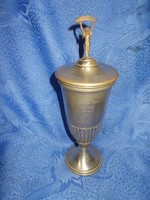 Régi fém kupa szabadságszobor figurával 1958