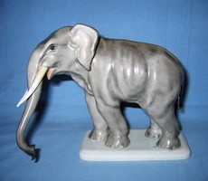 Herendi elefánt figura