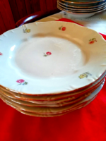 7 db rózsás Zsolnay porcelán lapos tányér