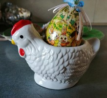 Húsvéti dekoráció tyúkocska tojástartó