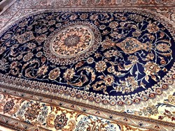 Hatalmas méretű Iráni kézi csomózású Nain perzsa szőnyeg 