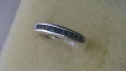 Ezüst karikagyűrű sötét kék Zafír kövekkel 925 