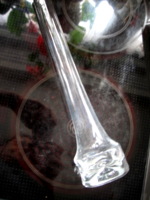 Hosszú art deco fújt egyszálas váza