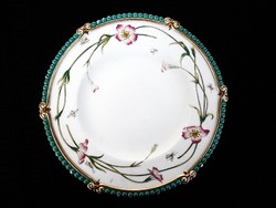 Museum decorative plate from 1870 with diamond marking