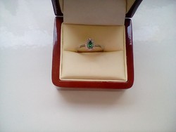Zöld köves cirkonos ezüst gyűrű