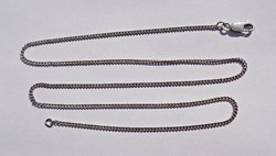 51,2 cm. hosszú, 1,5 mm. vastag ezüst nyaklánc