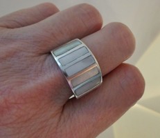 Szépséges régi nagy gyöngyházas  ezüstgyűrű 