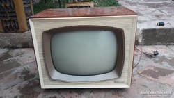 RETRO CARMEN TA 631 TV TELEVIZIÓ