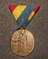 Telcs Ede (1872-1948) 1912. "Budapest Székesfőváros Díja" Bronz művészeti díjérem 