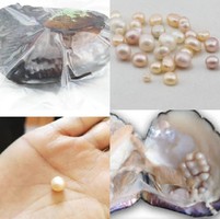 Vacuum-wrapped with Akoya freshwater pearls! And of course also unfolded..