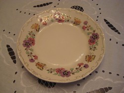 Zsolnay pillangó mintás lapos  tányér  ,kidomborodó kézi festéssel   ,235 x 32 mm