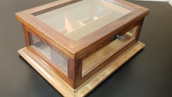 Antik art deco üvegezett fa doboz,vitrin doboz