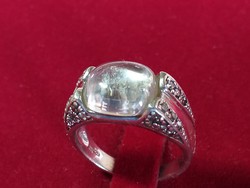 Ezüst gyűrű hegyi kristály kővel