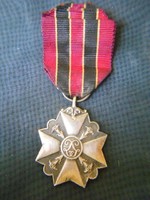Belga királyi bátorságért adományozott ezüst katonai kitüntetés.1865-1909 közt adományozták.
