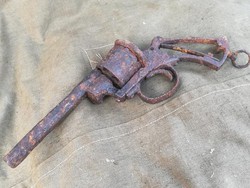 Antik 19 századi Leafcheux rendszerű pisztoly