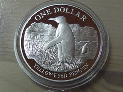 KK390 1988 Új-Zéland ezüst 1 dollár tükörveret sárgaszemű pingvin