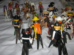 Playmobil 1974 geobra 22 ló és 22 figura indiánok cowboyok 
