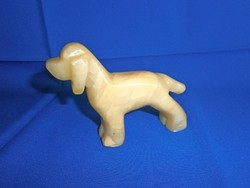 Régi, különleges márvány kőből készült kutya 12 cm hosszú