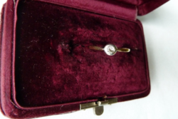 Antik gyémánt gyűrű buton foglalatban