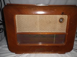 Rádiós lemezjátszó - ORION 520 AG - 1950 - 1959 - tű kell a lemezjátszóba 41 x 48 x 36 cm MŰKÖDŐ