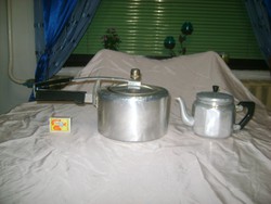 Retro alumínium kukta és teás kanna