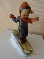 Antik Hummel porcelán figura: síelő kisfiú (botok nélkül) - SzenteSz75 felhasználónak