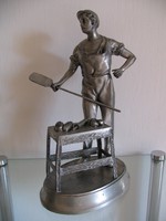 Péklegény szobor, jelzett (32 cm)