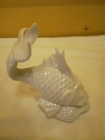​Herendi fehér porcelán hal figura