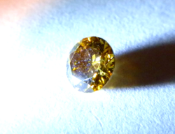 Gyémánt - 0,24 ct, cognac, SI1, természetes, brilliáns csiszolású, kezeletlen
