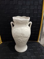 Zsolnay piacsos fehér váza