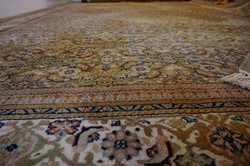 Csodálatos Herati kézi csomózású perzsaszőnyeg 252x348 cm