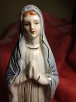 Imádkozó Szűz Mária, porcelán nipp, kegytárgy